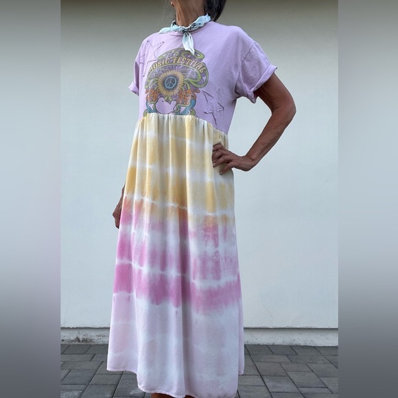 Colorful t shirt Tie-Dye Maxi Dress with off center split, festival dress sz L - Picture 1 of 10